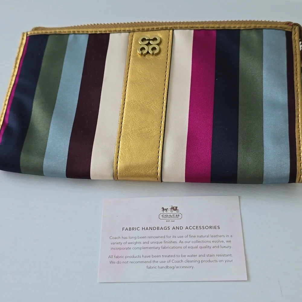 Coach July Spring Leg Zippy Wallet Wristler Multicolored